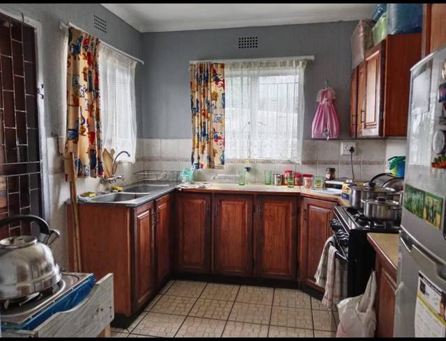 3 BEDROOM HOUSE FOR SALE IN BOKSBURG NORTH